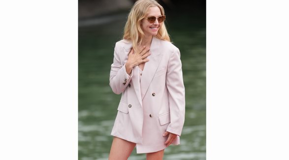 威尼斯紅毯上的Max Mara風格映像:見證當代女性力量