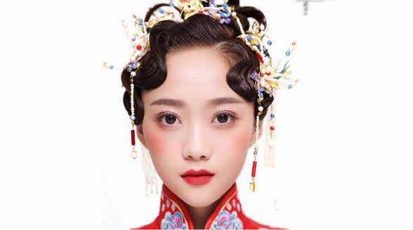 新娘妝怎么化妝修飾臉型  畫新娘妝有什么講究嗎?