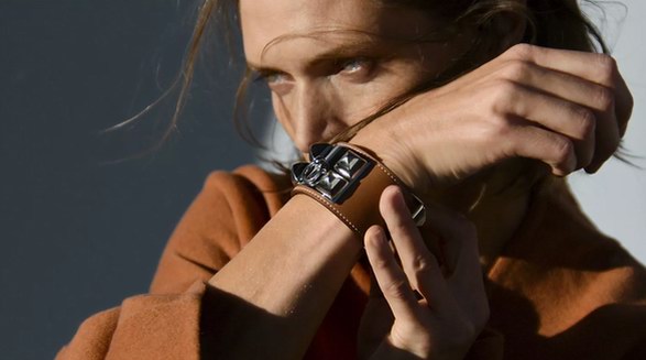 FengSung.com風(fēng)尚播報:HERMES愛馬仕巴赫尼馥郁香水全新上市